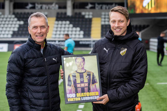 Häckens sportchef Sonny Karlsson och Viktor Lundberg