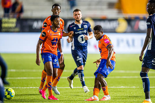Izunna Arnest Uzochukwu of Aalesund