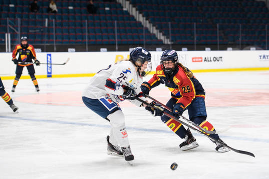 Linköpings Moa Wernblom och Djurgårdens Maria Lindberg