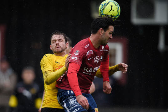Löddes Jakob Gustafsson och Örgrytes Oliver Stanisic