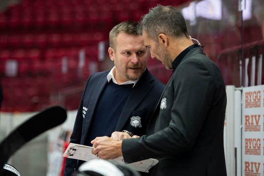 Malmö Redhawks tränare Joakim Fagervall  och Andreas Lilja