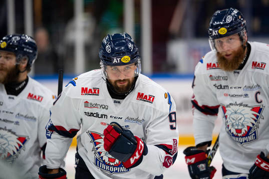 Linköpings Mikael Frycklund och Jonas Junland jublar
