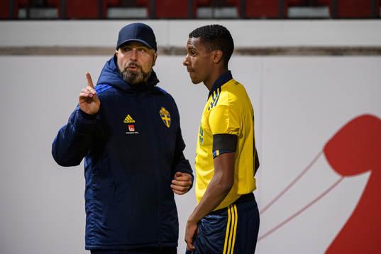 Peter Wennberg, assistant coach and Paulos Abraham of Sweden