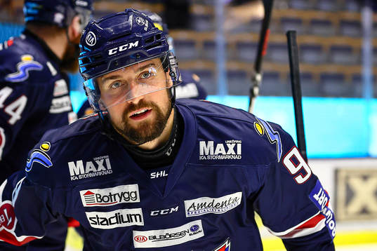 Linköpings Mikael Frycklund jublar