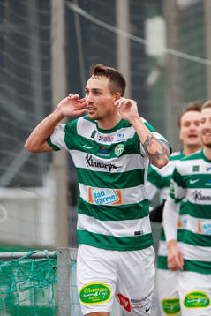 Västerås Filip Tronet jublar