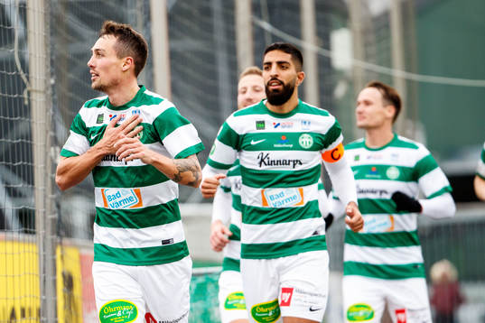 Västerås Filip Tronet jublar