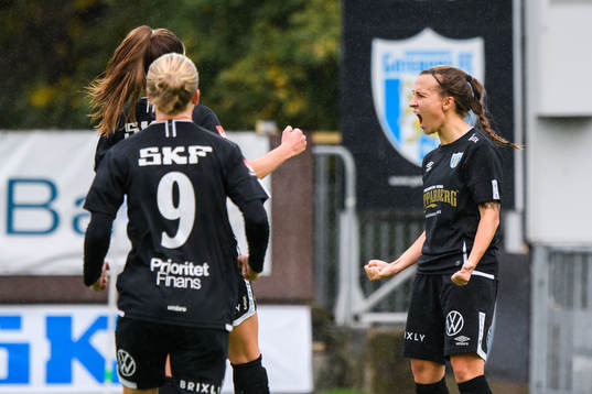 Göteborgs Julia Zigiotti Olme jublar