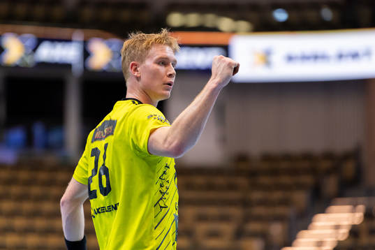 Sävehofs Jonathan Edvardsson jublar