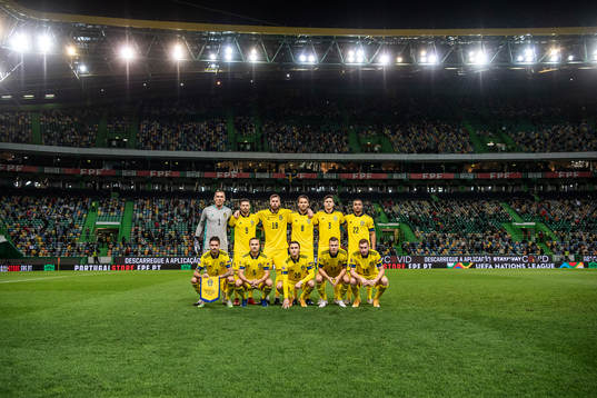 The starting eleven of Sweden pose for a team photo