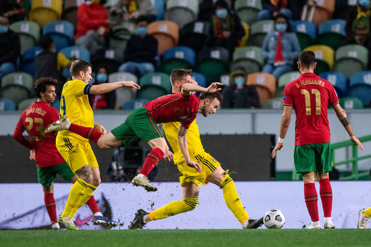 Diogo Jota of Portugal against Mattias Johansson and Pontus