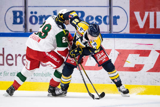 Moras Johan Persson och Södertäljes Emil Aronsson