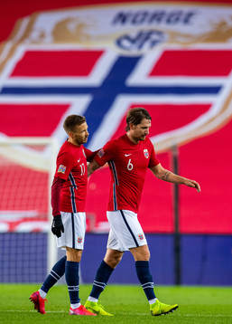 Martin Linnes and Stefan Strandberg of Norway