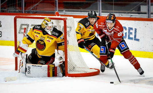 Luleås målvakt Jesper Wallstedt, Fredrik Styrman och