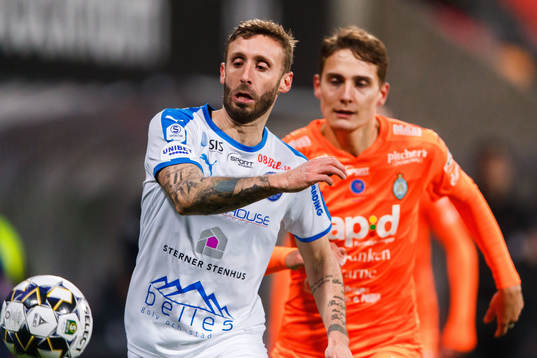 Akropolis Andrew Stadler och AFC Eskilstunas Pontus Rödin