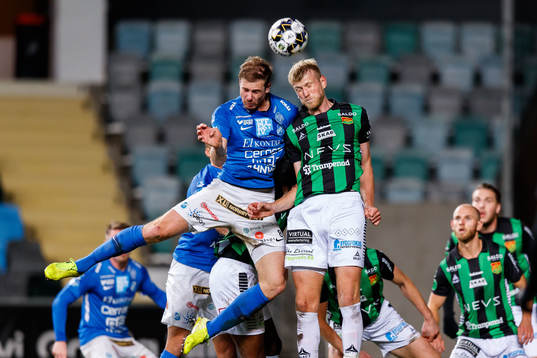 Norrbys Nicklas Savolainen och GAIS Carl Elfgren Nyström