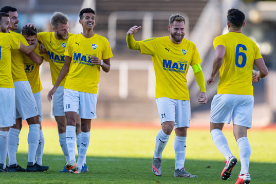 IFK Malmös spelare jublar