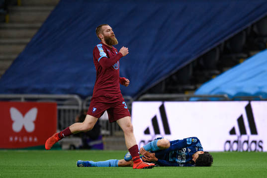 Malmö FFs Jo Inge Berget och Djurgårdens Jesper Nyholm