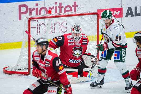 Frölundas Joel Lundqvist oroar mot Malmö Redhawks