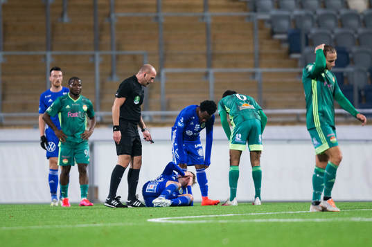 Sundsvalls Johan Blomberg har ont