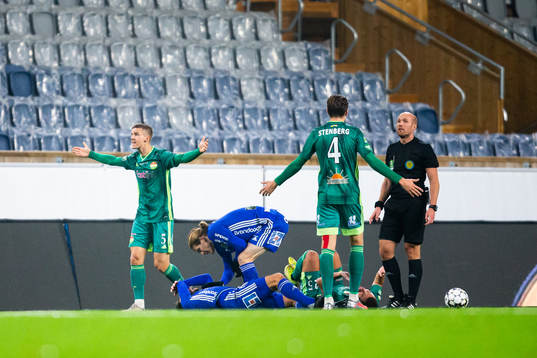 Dalkurds Samuel Leach Holm och John Stenberg reagerar på