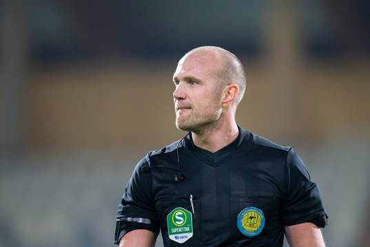 Domare Patrik Eriksson