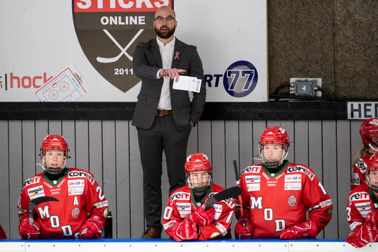 Modos tränare Björn Edlund