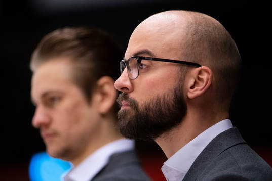 Modos tränare Björn Edlund