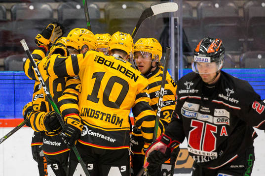 Skellefteås spelare jublar