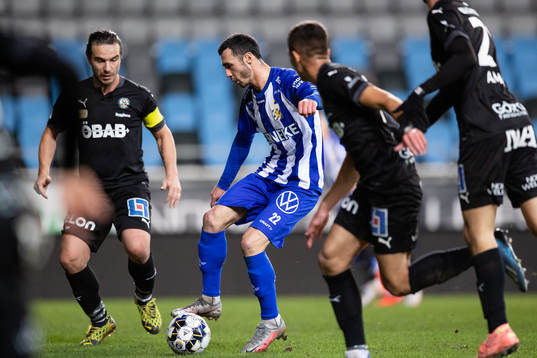 Örebros Nordin Gerzic och IFK Göteborg Giorgi Kharaishvili