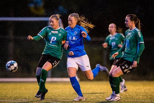 Kamille Hofsøy Steffensen of Fløya, Amanda Astrid Johanna Jolin of Grei and Marte Resvoll of Fløya