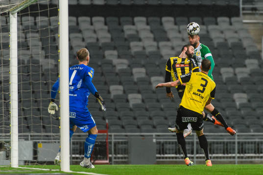 Hammarbys Imad Khalili mot Häckens Johan Hammar och