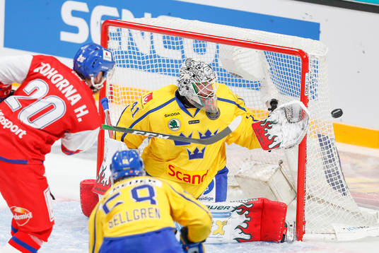 Hynek Zohorna #20, CZE and Niklas Rubin #41, SWE