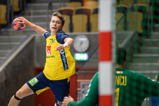 Lucas Pellas of Sweden