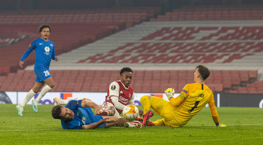 LONDON, ENGLAND - Thursday, November 5, 2020: Molde's