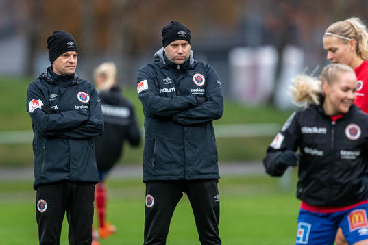 Örebros tränare Stefan Ärnsved och Martin Skogman