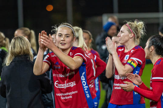 Vittsjös Paulina Nyström jublar