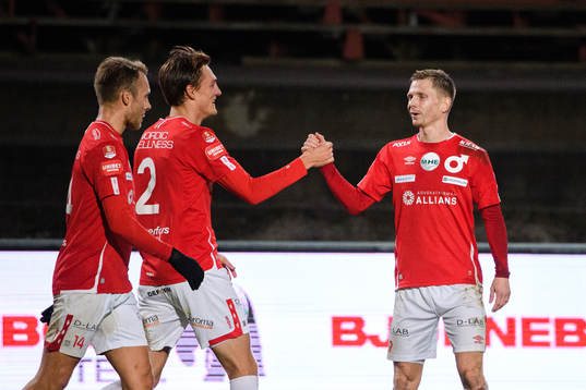 Degerfors Gustav Granath och Johan Bertilsson jublar