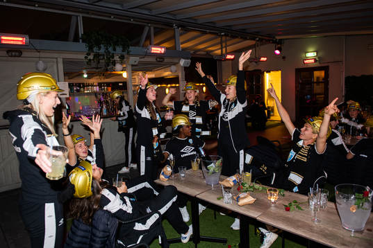 Pauline Hammarlund, Vilde Böe Risa, Pauline Hammarlund, Evelyn Ijeh, Filippa Curmark, Rebecka Blomqvist och Emily Sonnett