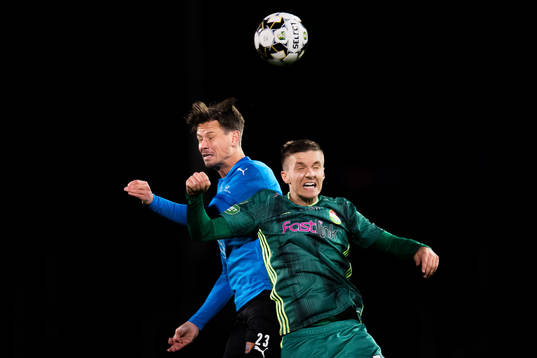 Halmstads Dusan Djuric och Dalkurds Samuel Leach Holm