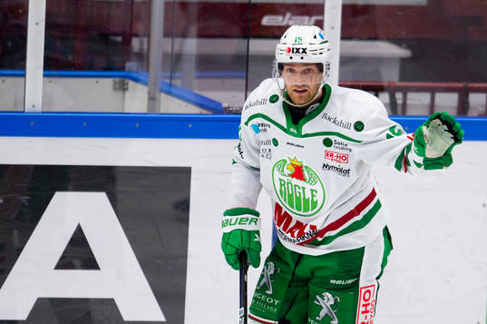 Rögles Simon Ryfors jublar