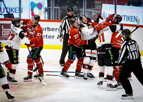 Fight mellan Malmö Redhawks Ponthus Westerholm och
