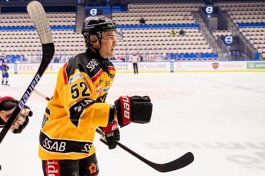 Luleås Karl Fabricius jublar