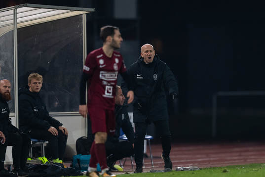 Landskronas tränare Billy Magnusson reagerar