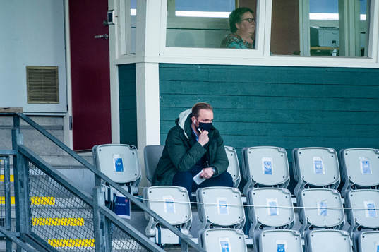 Rosengårds tränare Jonas Eidevall på läktaren