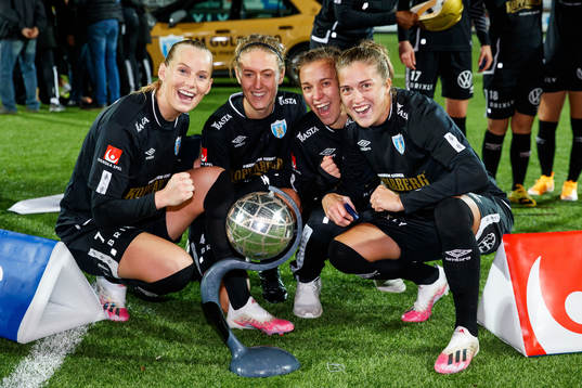 Göteborgs Stina Blackstenius , Emma Kullberg, Julia