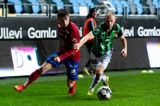 Östers Carl Johansson och GAIS Niclas Andersén