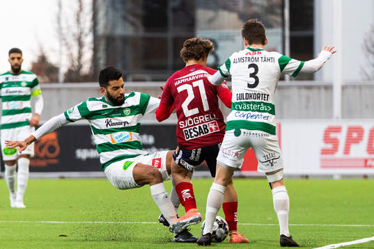Västerås Pedro Ribeiro och Filip Almström Tähti i kamp med Örgrytes Herman Sjögrell