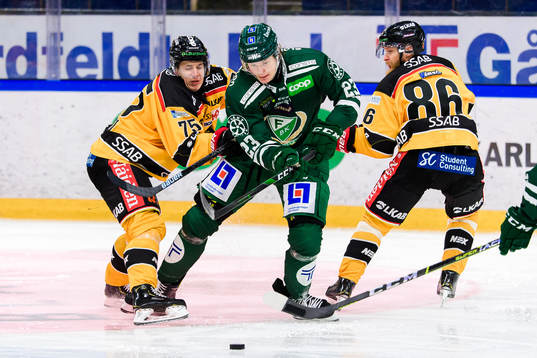 Luleås Arttu Ilomäki, Färjestads Albin Eriksson och