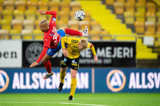lfsborgs Sivert Nilsen  kamp med Helsingborgs Anthony van