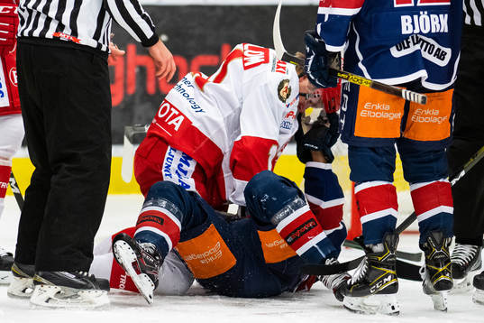 Kallinges Sebastian Sundlöv och Trojas Lukas Sjöblom